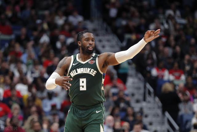 郭艾伦：人生总是充满坎坷 我腿完蛋了